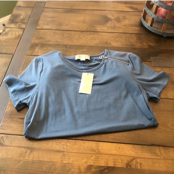 Michael Kors Ruched Zipper Shirt - Picture 3 of 12